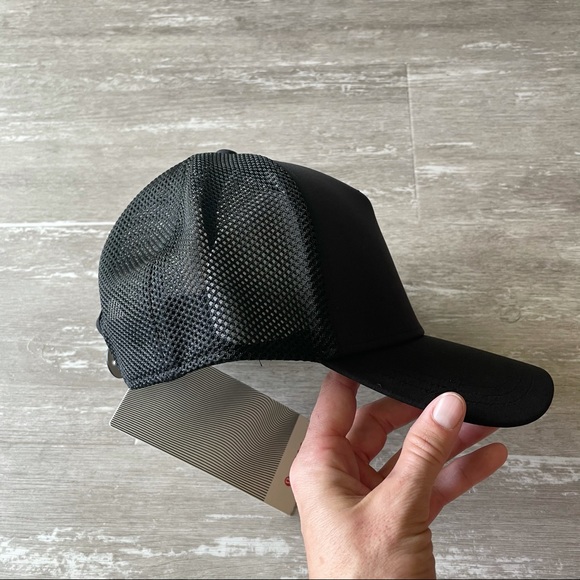M/L Lululemon Seawheeze Hat - Picture 4 of 7